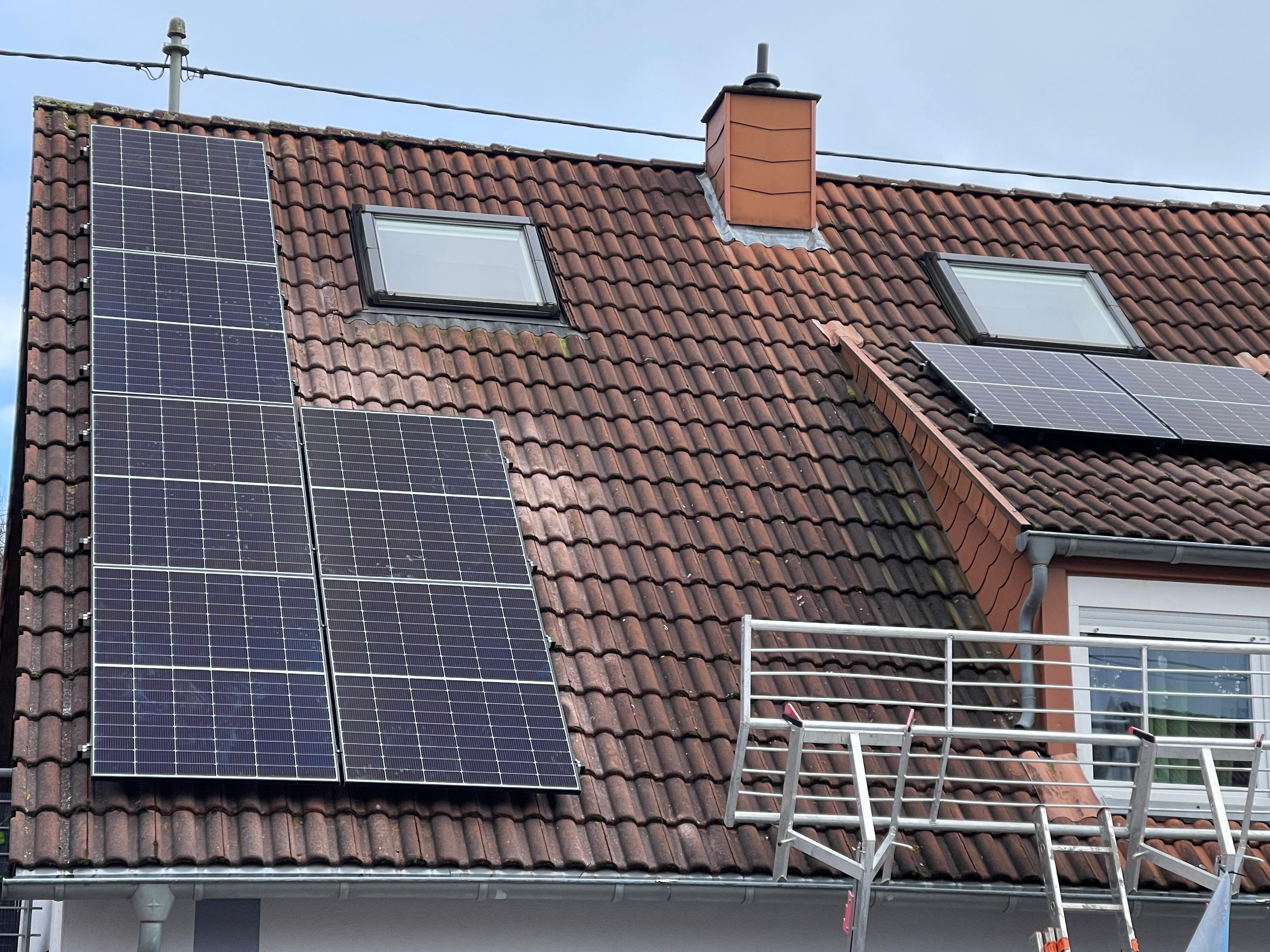 Anlage auf Ziegeldach