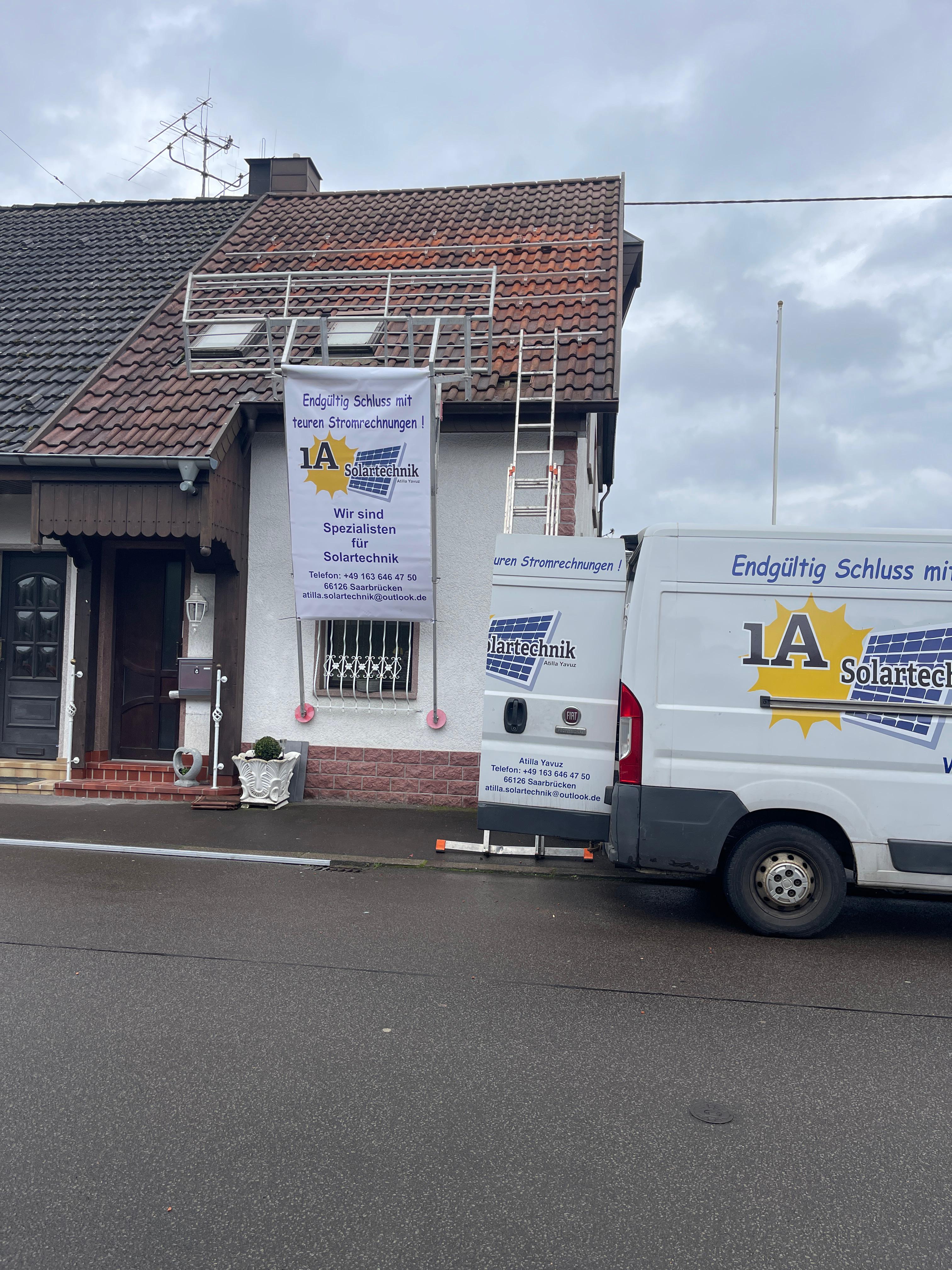 Wohnhaus mit PV-Anlage